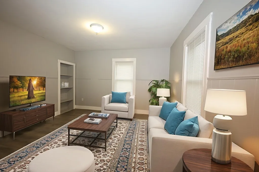 3 bed, 1 bath apartment for rent at 23 Des Moines Rd Unit 2, Quincy — photo 1 of 22