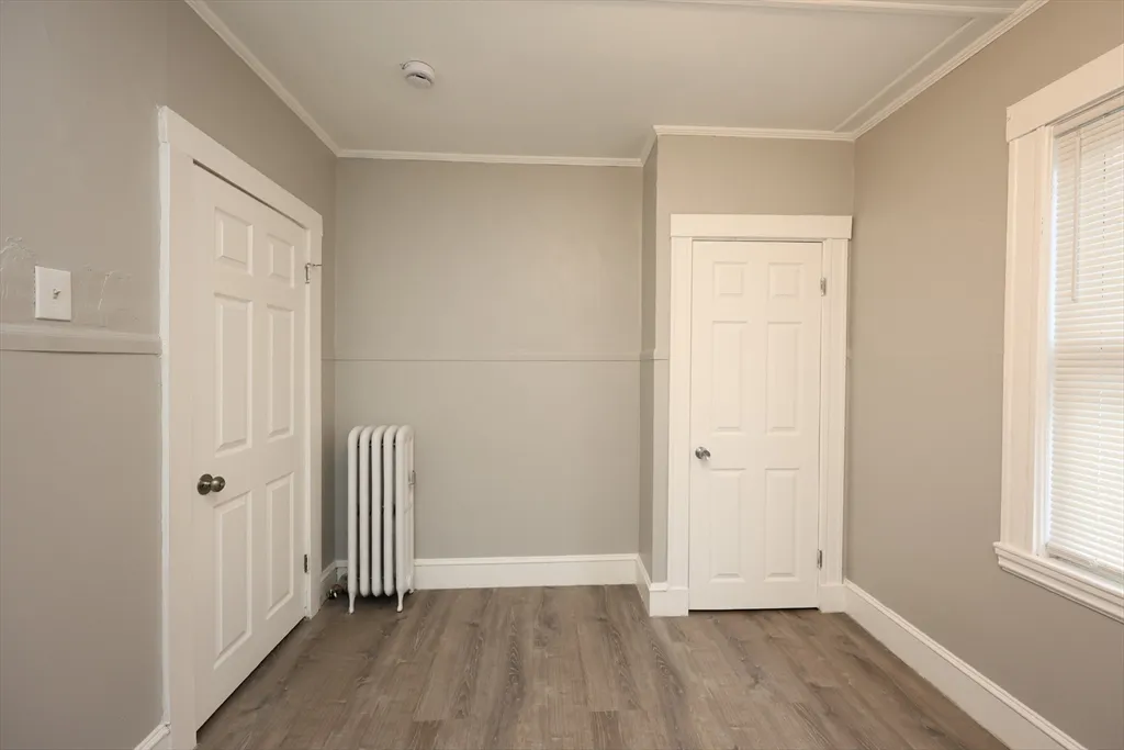 3 bed, 1 bath apartment for rent at 23 Des Moines Rd Unit 2, Quincy — photo 17 of 22