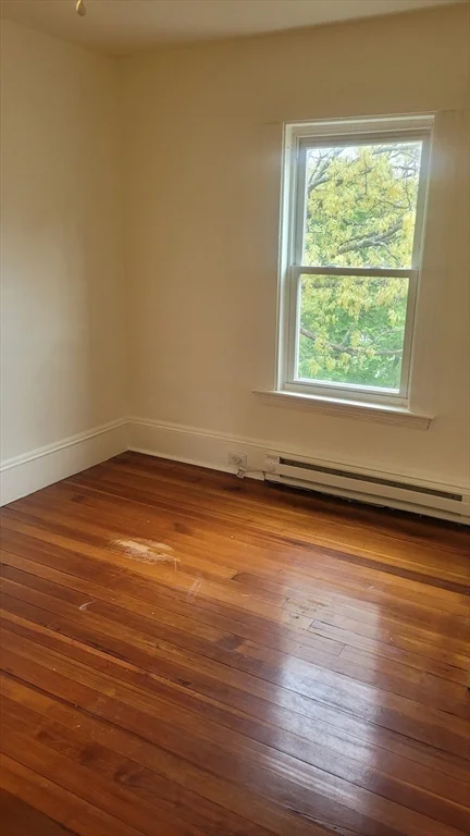 4 bed, 1 bath apartment for rent at 23 Desmond Rd Unit 2, Edgeworth — photo 10 of 17