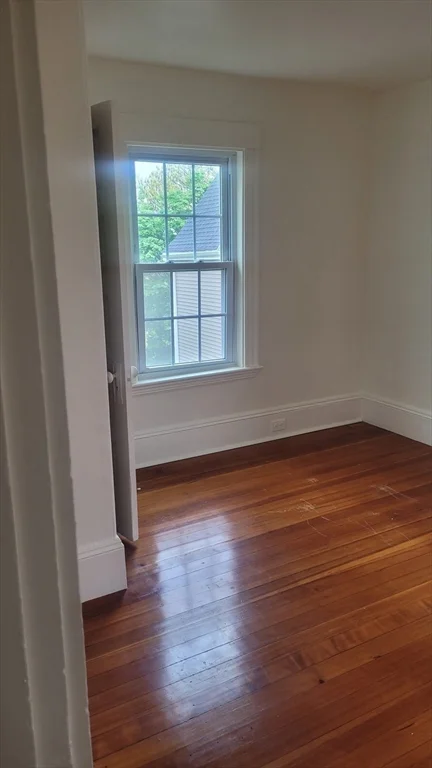 4 bed, 1 bath apartment for rent at 23 Desmond Rd Unit 2, Edgeworth — photo 8 of 17