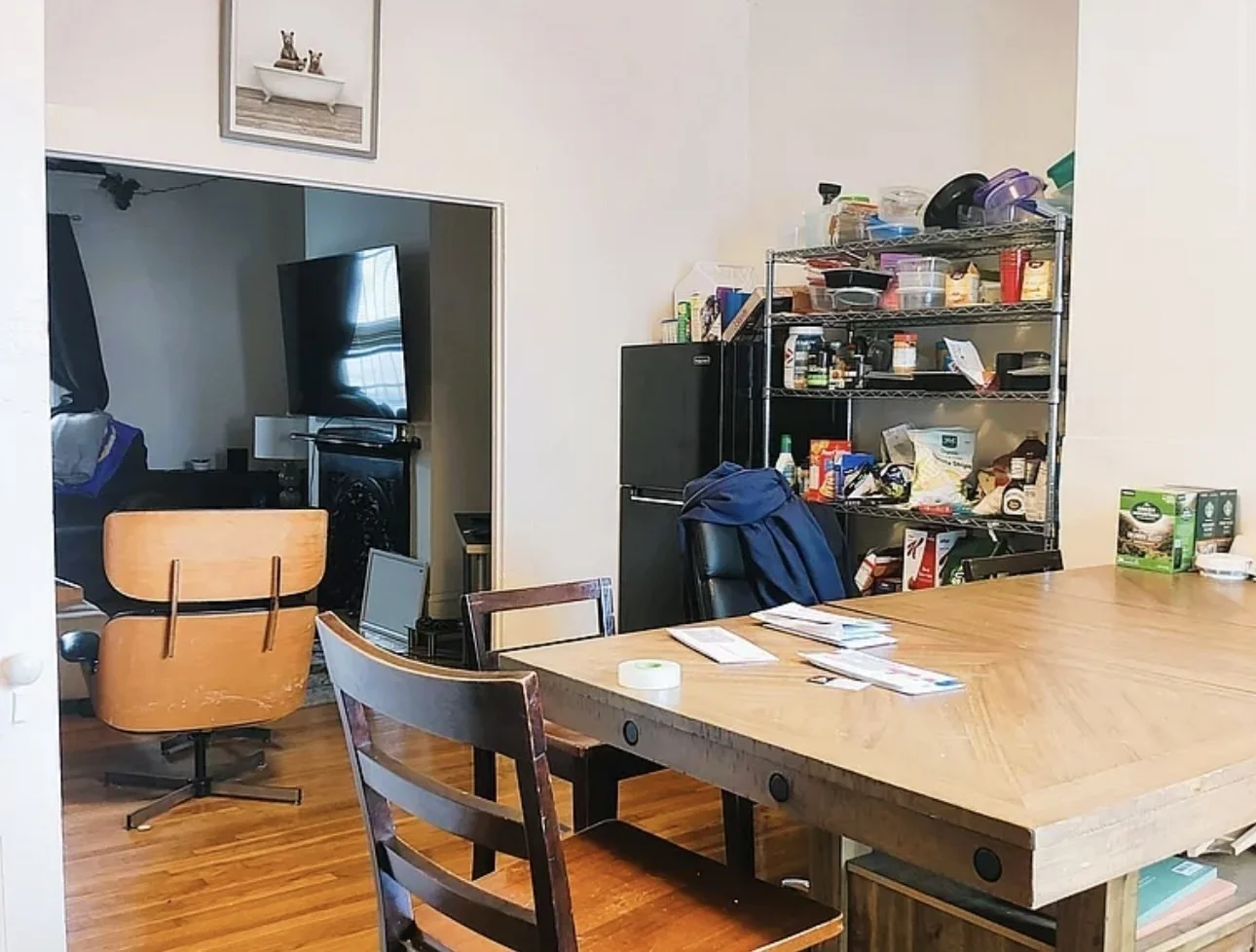 6 bed, 2 bath apartment for rent at 23 Dexter St, South Boston — photo 9 of 17