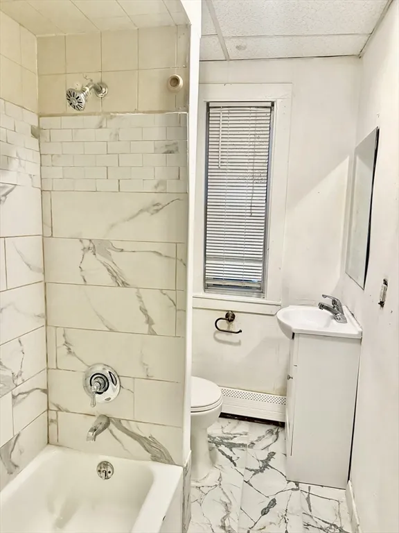 2 bed, 1 bath apartment for rent at 23 Echo Grove Unit 2, Lynn — photo 6 of 7