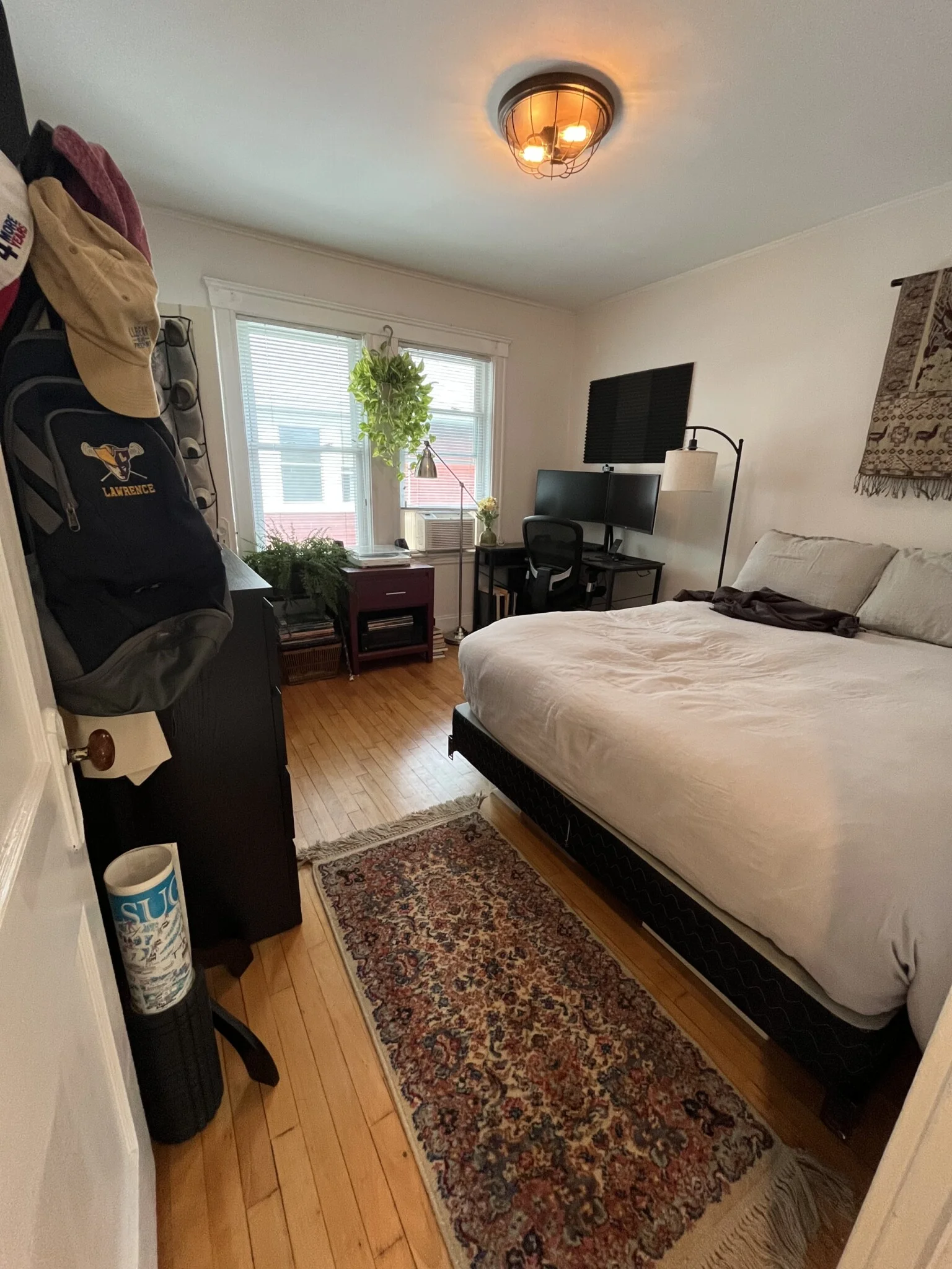 4 bed, 1 bath apartment for rent at 23 Edison Ave Unit 2, Tufts University — photo 6 of 12