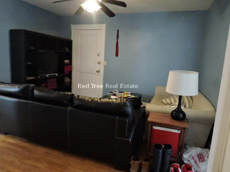 4 bed, 2 bath apartment for rent at 23 Egremont Rd Unit 3, Brighton — photo 4 of 14
