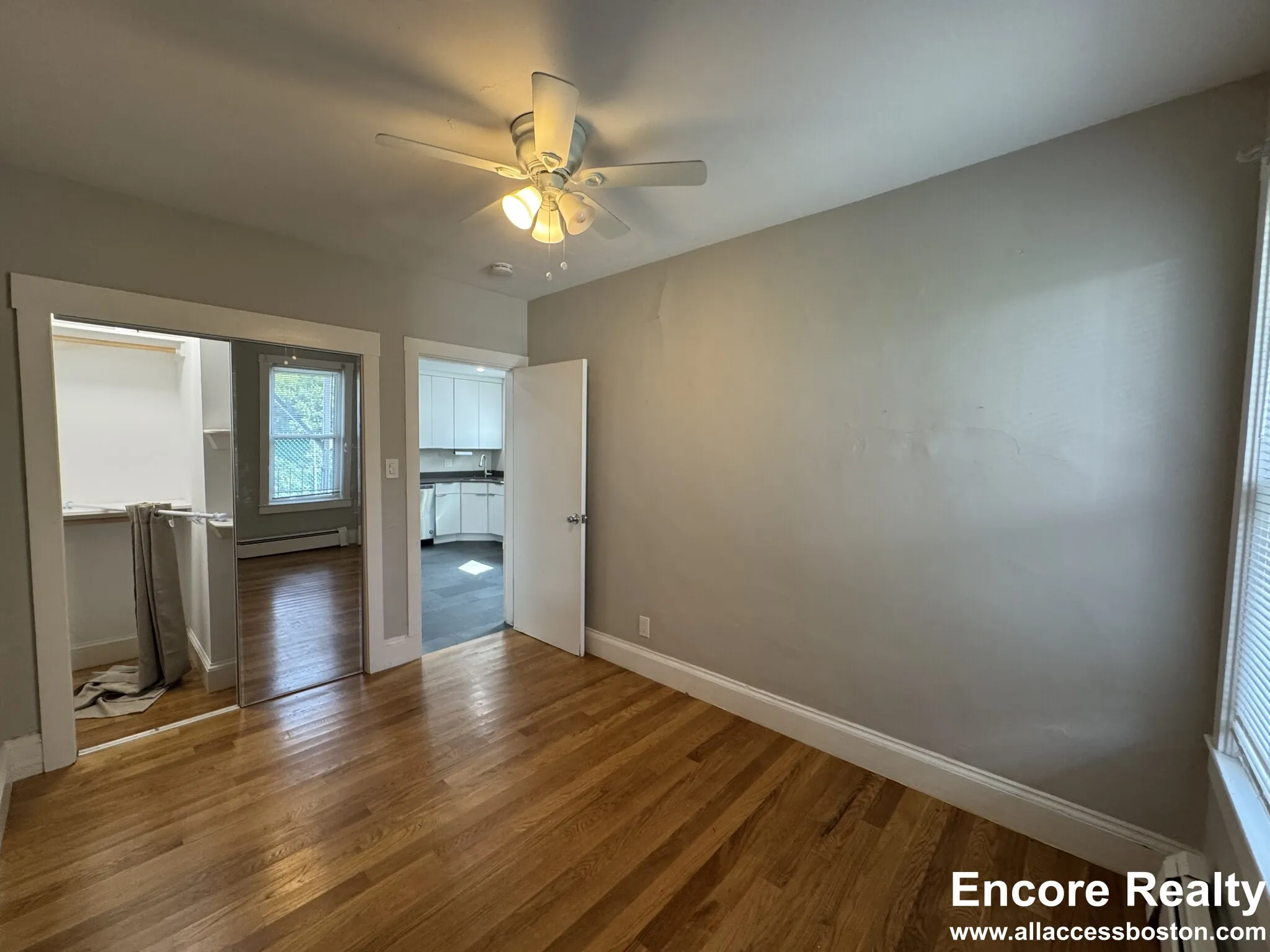 2 bed, 1 bath apartment for rent at 23 Elmer St Unit 1a, Riverside — photo 6 of 15