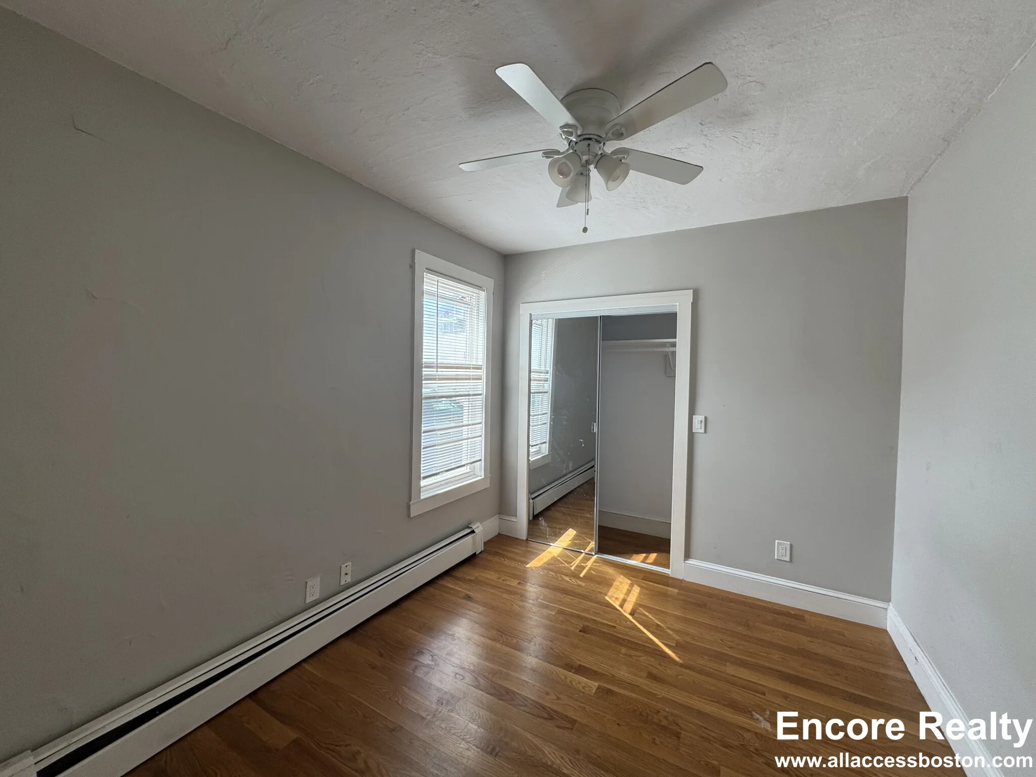2 bed, 1 bath apartment for rent at 23 Elmer St Unit 1a, Riverside — photo 13 of 15