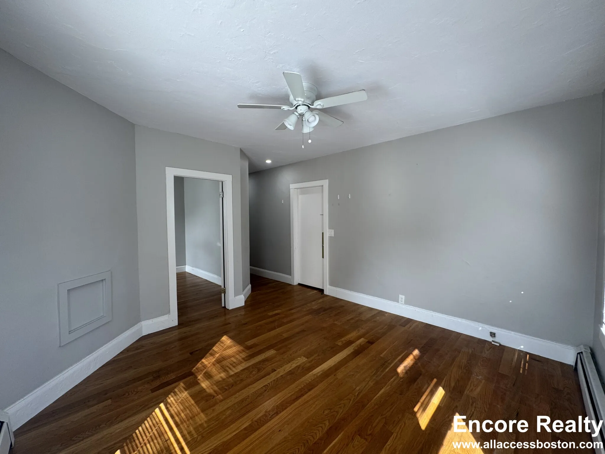 2 bed, 1 bath apartment for rent at 23 Elmer St Unit 1a, Riverside — photo 12 of 15