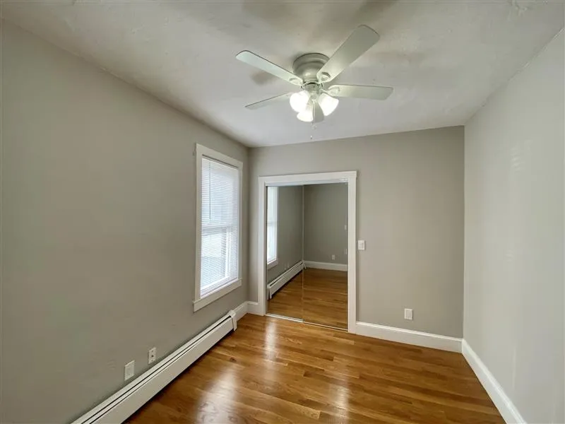3 bed, 1 bath apartment for rent at 23 Elmer St Unit 2, Riverside — photo 8 of 17