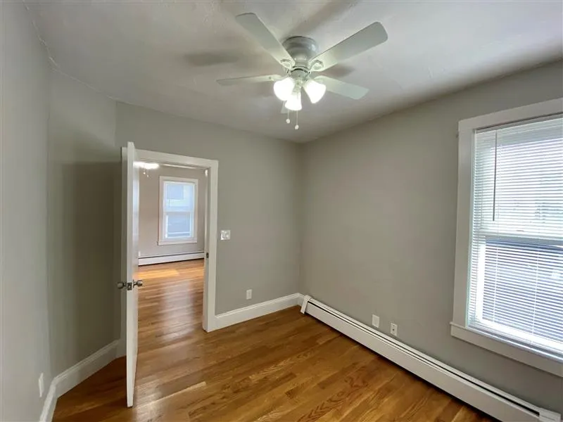 3 bed, 1 bath apartment for rent at 23 Elmer St Unit 2, Riverside — photo 9 of 17