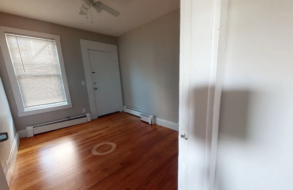 3 bed, 1 bath apartment for rent at 23 Elmer St Unit 7, Riverside — photo 5 of 7