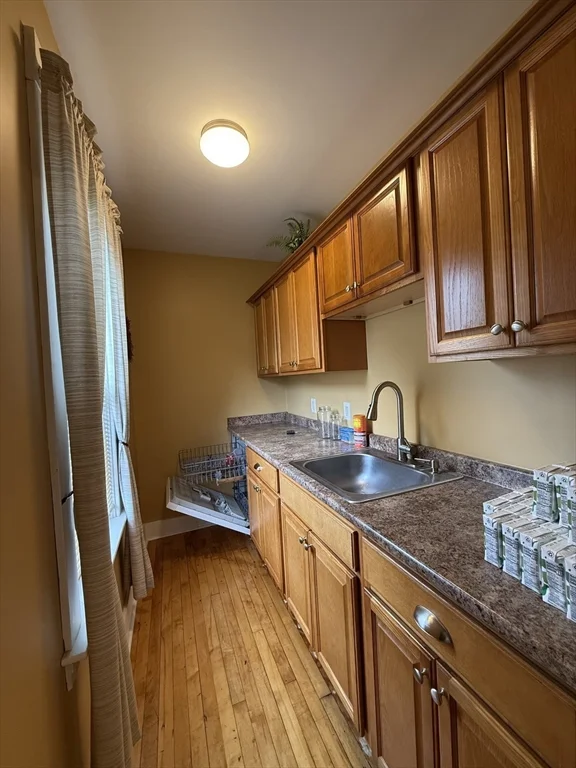 3 bed, 1 bath apartment for rent at 23 Emerald Ave Unit 1, Webster — photo 8 of 21