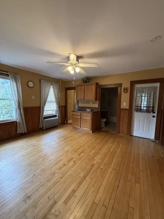 3 bed, 1 bath apartment for rent at 23 Emerald Ave Unit 1, Webster — photo 5 of 21