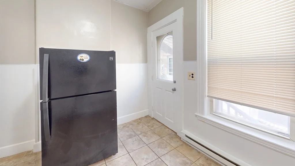 1 bed, 1 bath apartment for rent at 23 Endicott Ave Unit 1F, Revere — photo 6 of 8