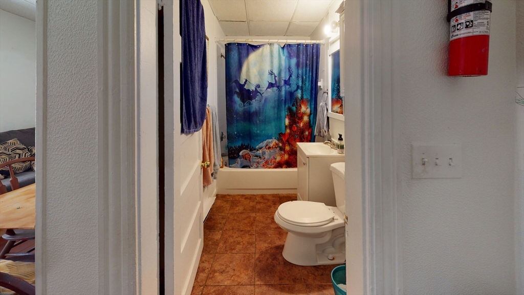 1 bed, 1 bath apartment for rent at 23 Endicott Ave Unit 1R, Revere — photo 5 of 5