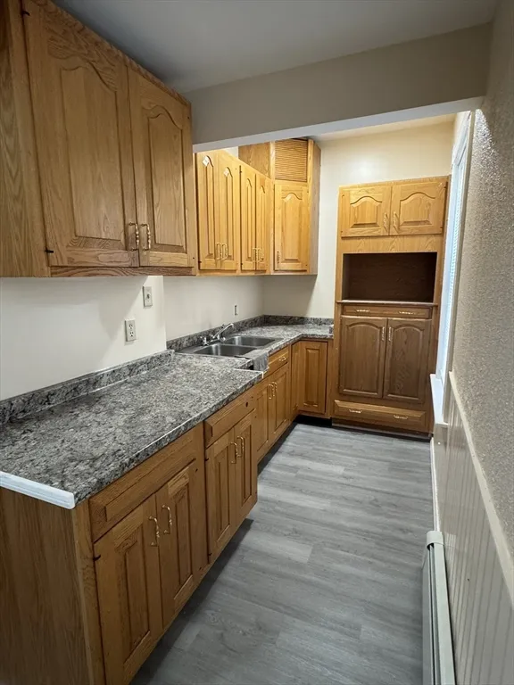 3 bed, 1 bath apartment for rent at 23 Endicott St Unit 2, Worcester — photo 3 of 13