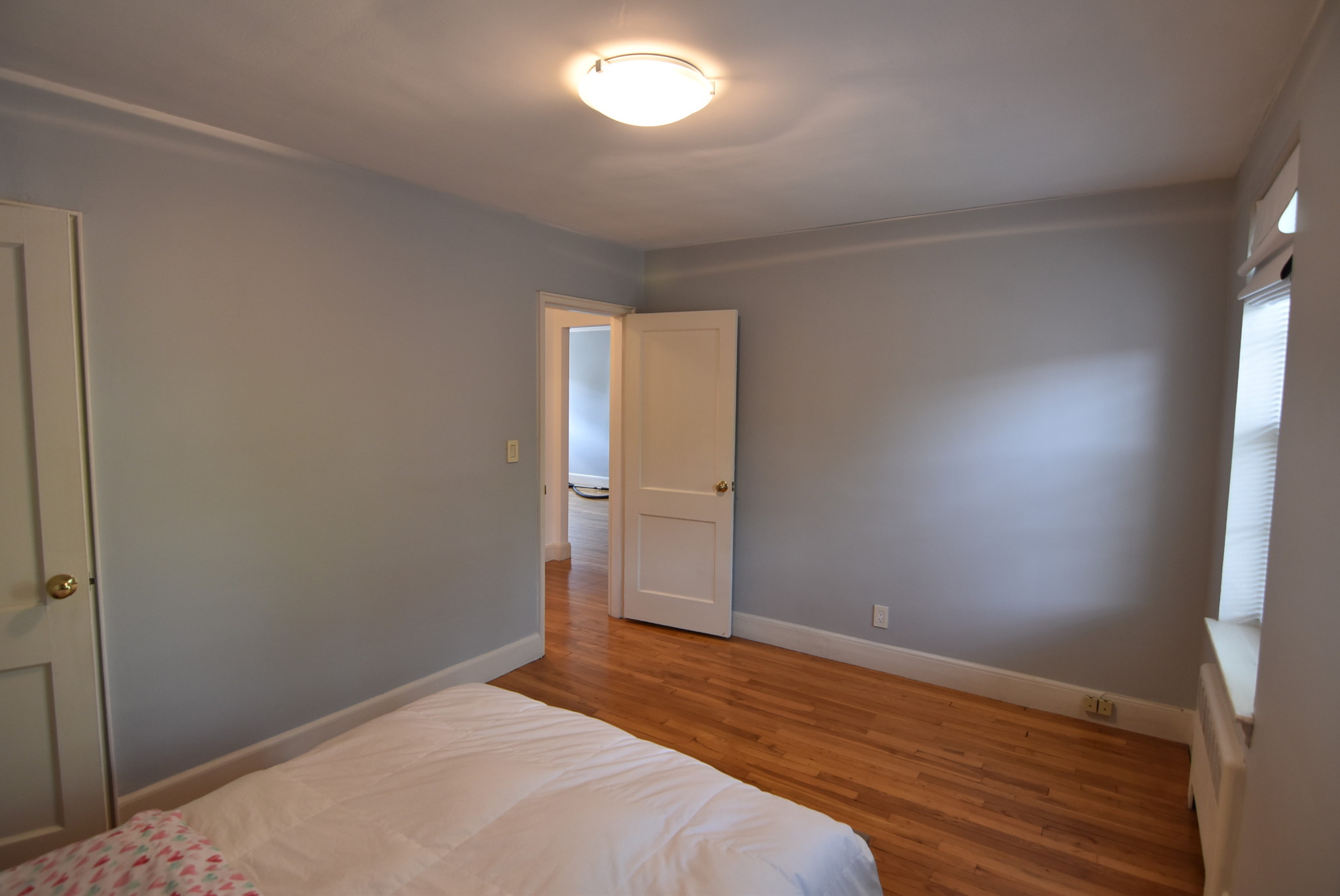 2 bed, 1 bath apartment for rent at 23 Englewood Ave Unit 4, Washington Square — photo 8 of 13