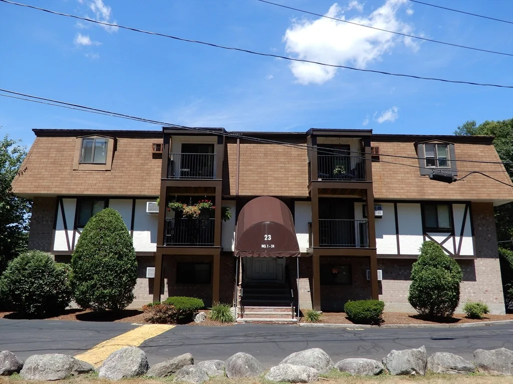 2 bed, 1 bath apartment for rent at 23 Erick Rd Unit 2, Mansfield