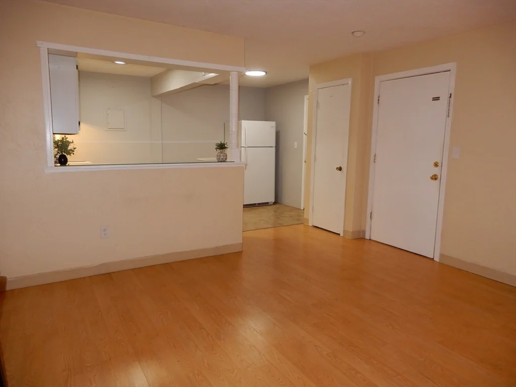 2 bed, 1 bath apartment for rent at 23 Erick Rd Unit 2, Mansfield — photo 6 of 22
