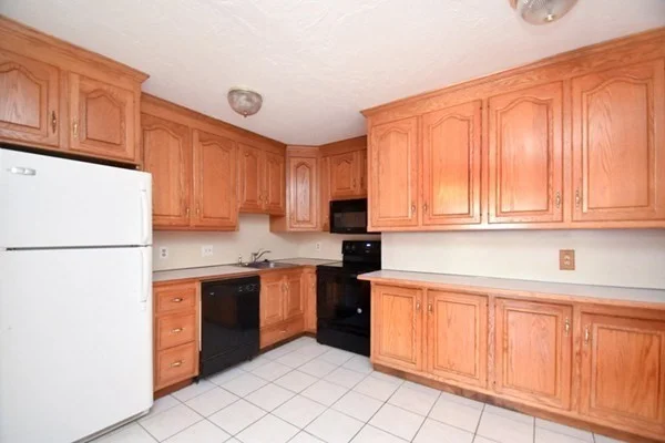 2 bed, 1 bath apartment for rent at 23 Erick Rd Unit 27, Mansfield — photo 5 of 12