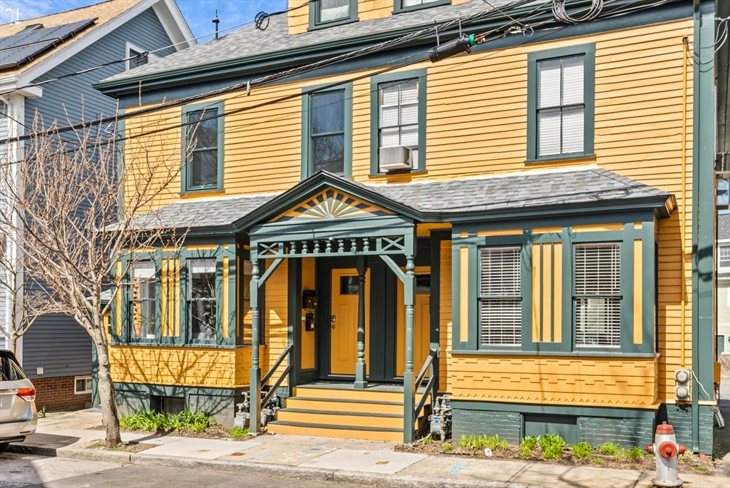 1 bed, 1 bath apartment for rent at 23 Fairmont Ave Unit 1, Cambridgeport — photo 1 of 14