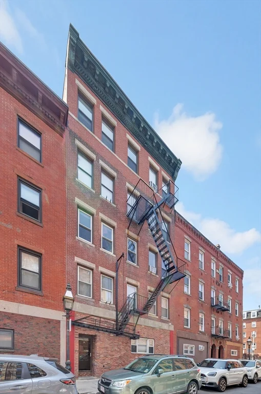1 bed, 1 bath apartment for rent at 23 Fleet Unit 3, North End — photo 17 of 17