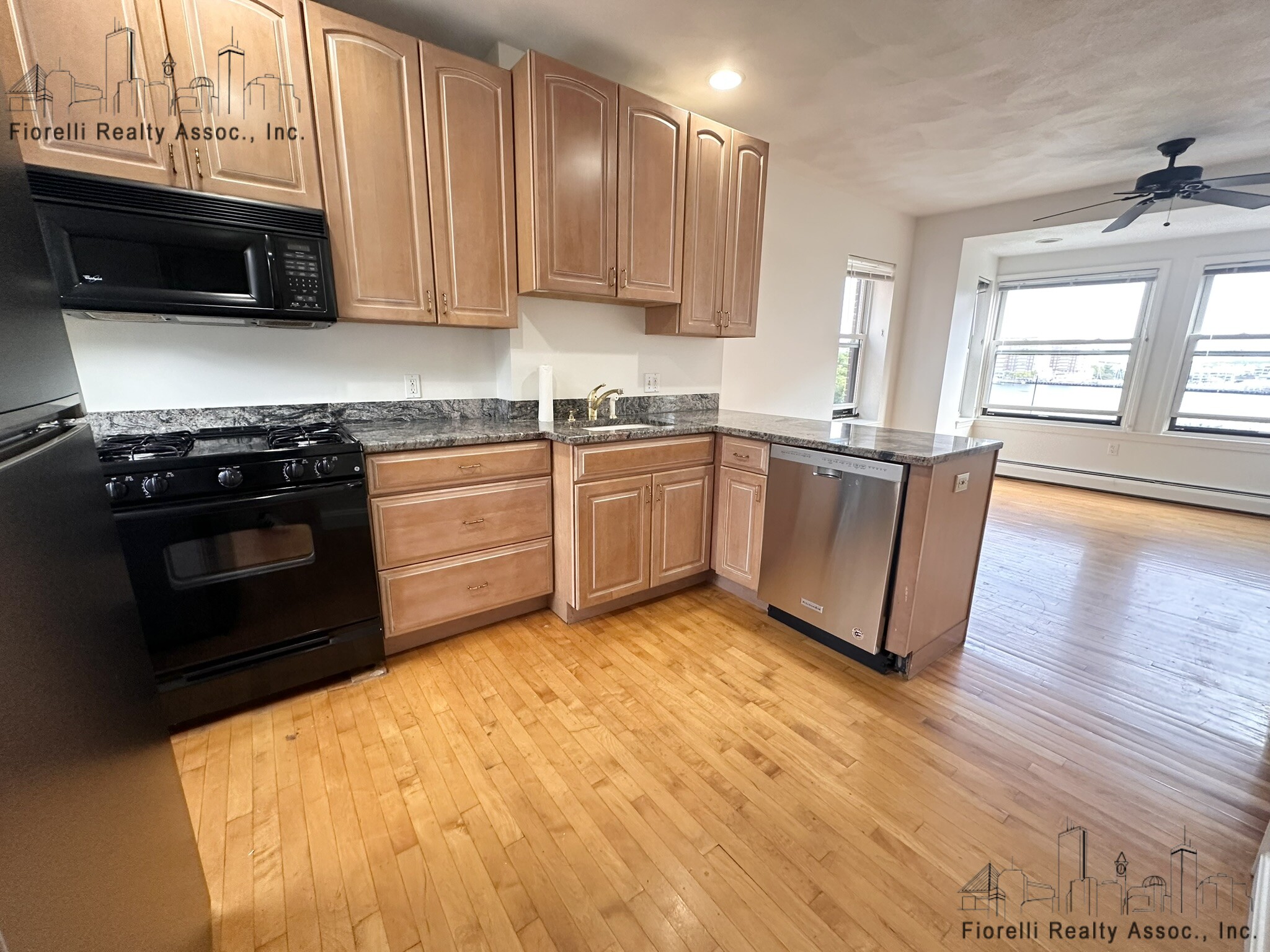 2 bed, 1.5 bath apartment for rent at 23 Foster St Unit 3, North End — photo 6 of 15