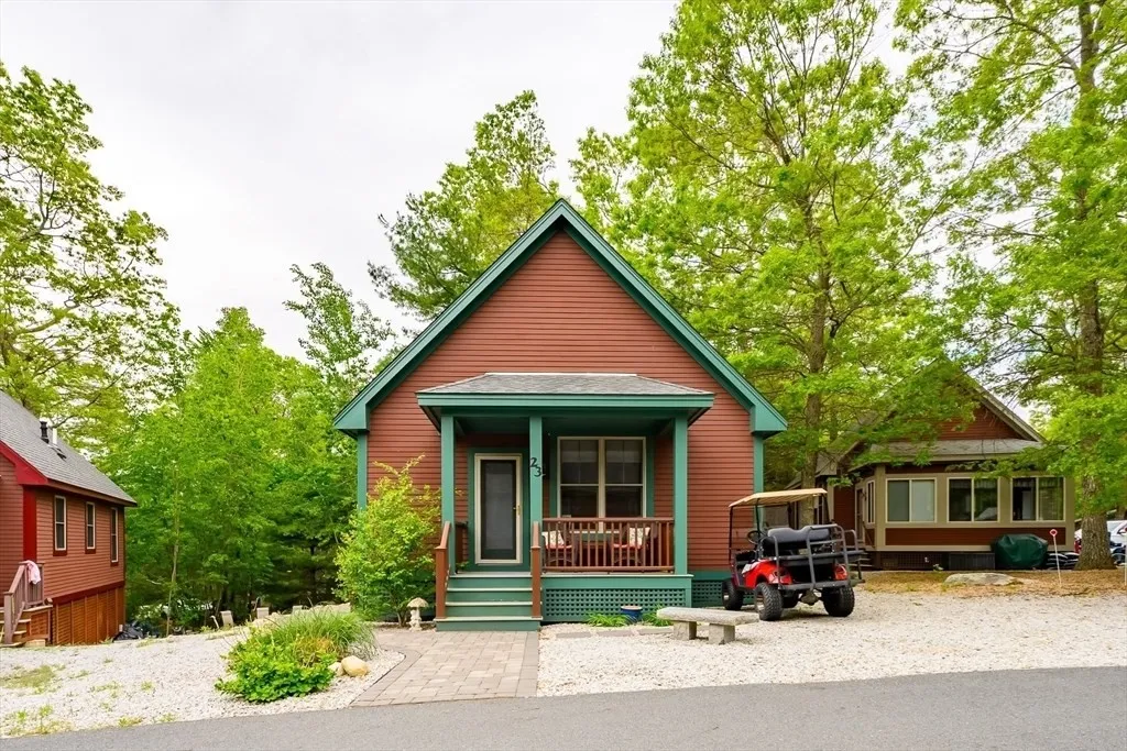 2 bed, 1 bath apartment for rent at 23 Fox Run Unit 57, Westford