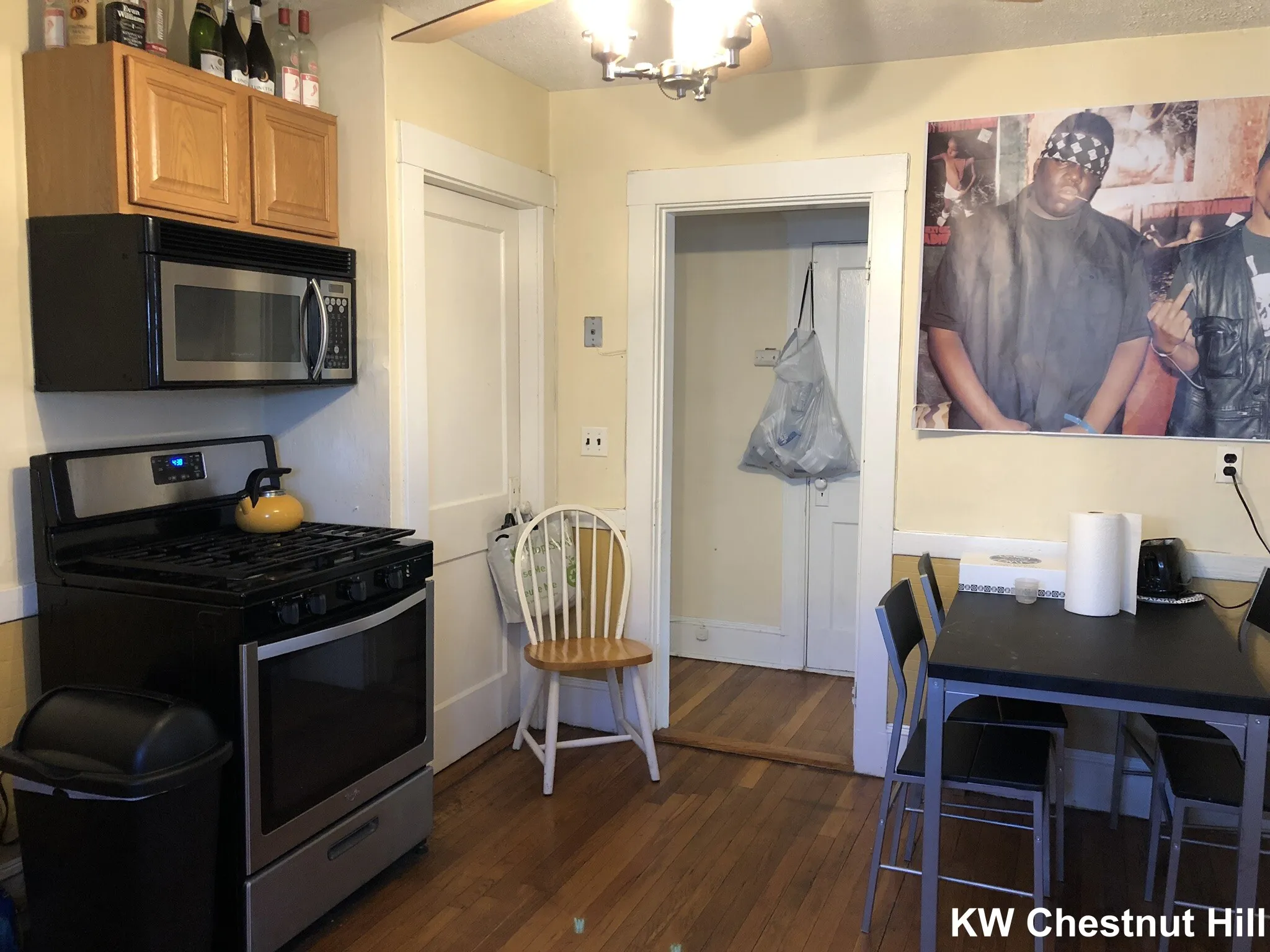 4 bed, 1 bath apartment for rent at 23 Frawley St Unit 2, Mission Hill — photo 3 of 12