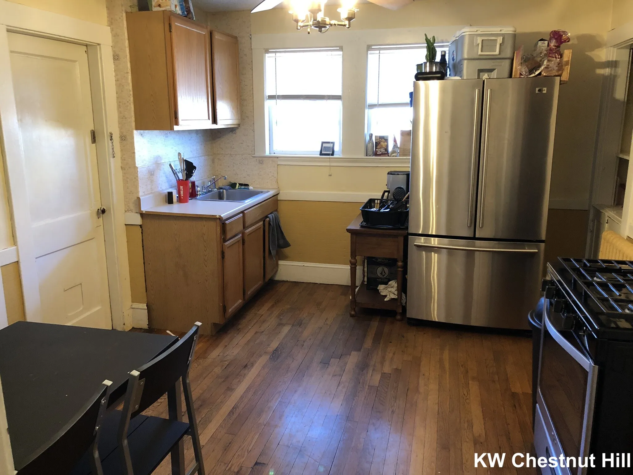 4 bed, 1 bath apartment for rent at 23 Frawley St Unit 2, Mission Hill — photo 1 of 12