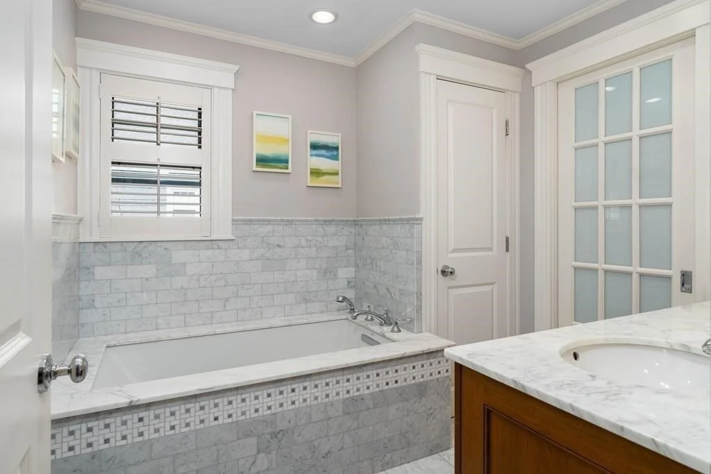 4 bed, 2 bath apartment for rent at 23 Glen Rd, Wellesley — photo 13 of 26
