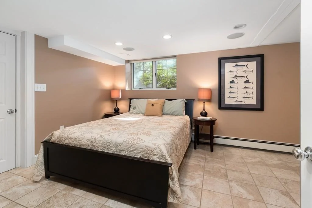 4 bed, 2 bath apartment for rent at 23 Glen Rd, Wellesley — photo 18 of 26