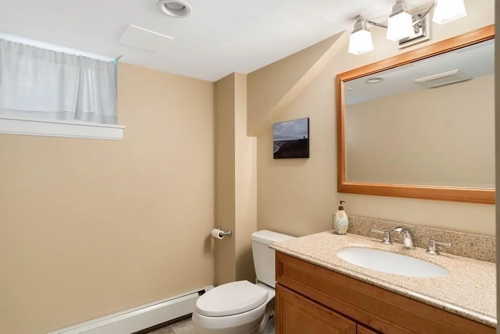 4 bed, 2 bath apartment for rent at 23 Glen Rd, Wellesley — photo 19 of 26