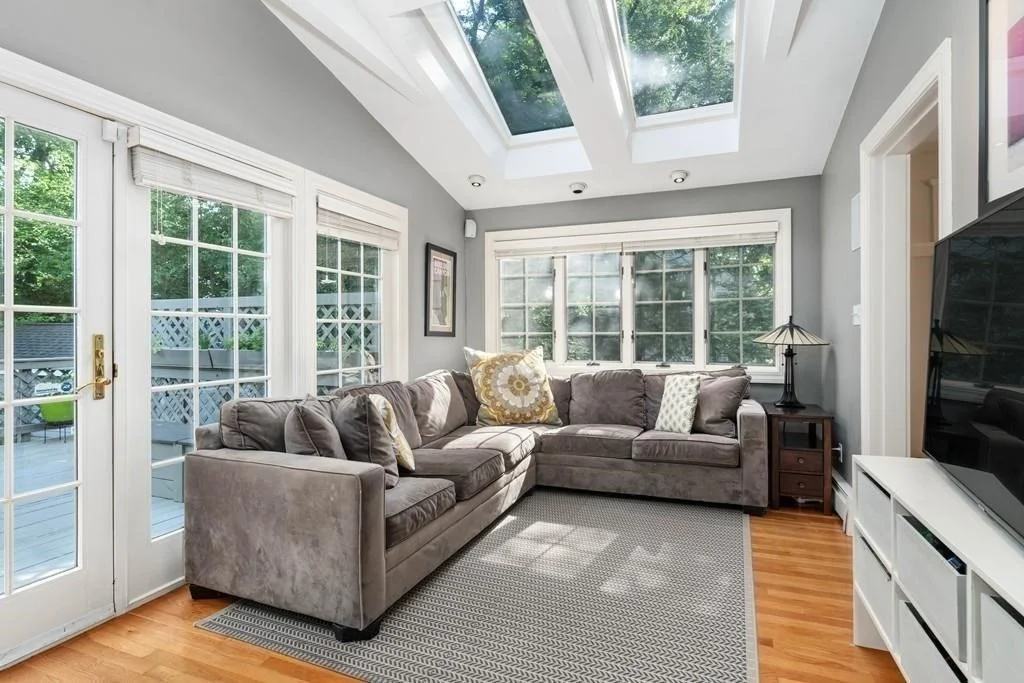 4 bed, 2 bath apartment for rent at 23 Glen Rd, Wellesley — photo 8 of 26