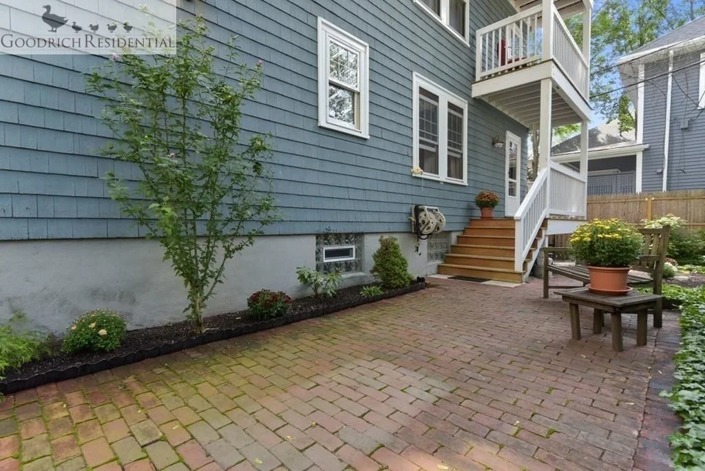 2 bed, 1 bath apartment for rent at 23 Goldsmith St Unit 1, Jamaica Plain — photo 17 of 17