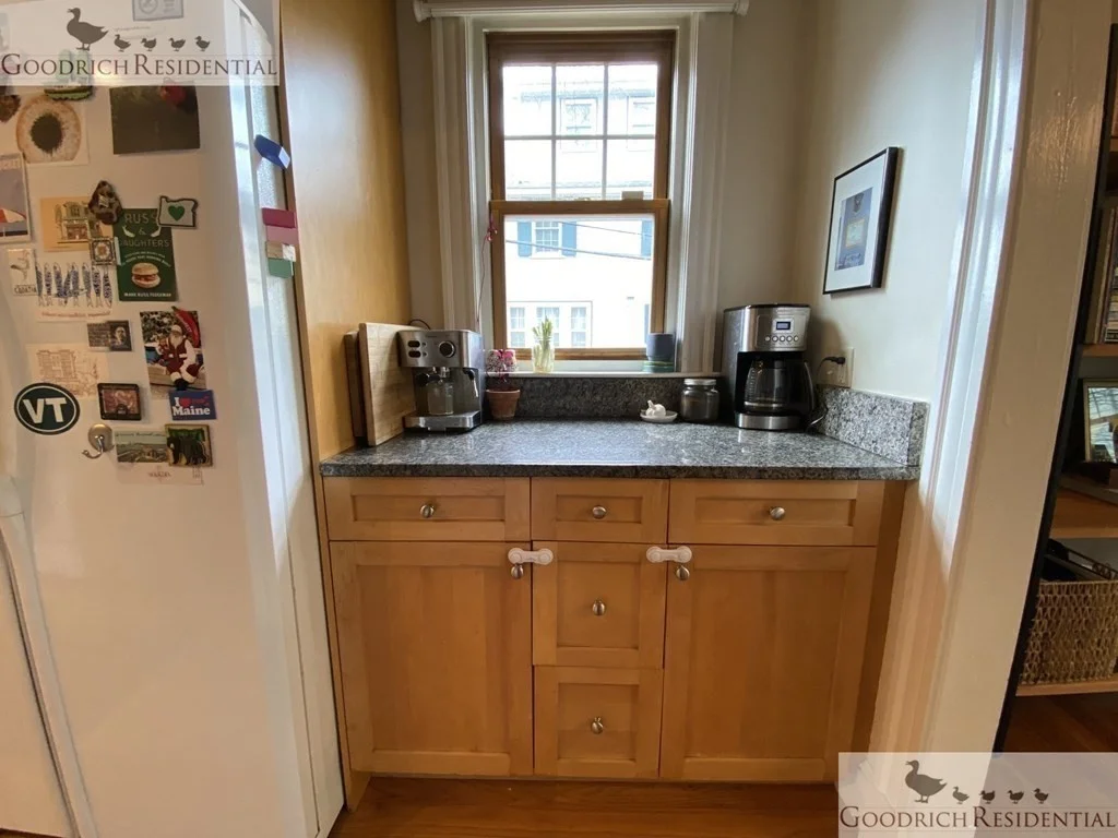 2 bed, 1 bath apartment for rent at 23 Goldsmith St Unit 1, Jamaica Plain — photo 9 of 17