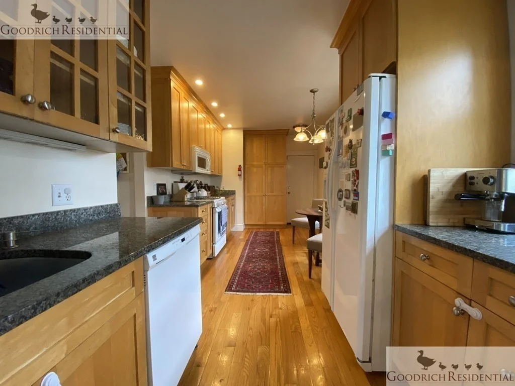 2 bed, 1 bath apartment for rent at 23 Goldsmith St Unit 1, Jamaica Plain — photo 8 of 17