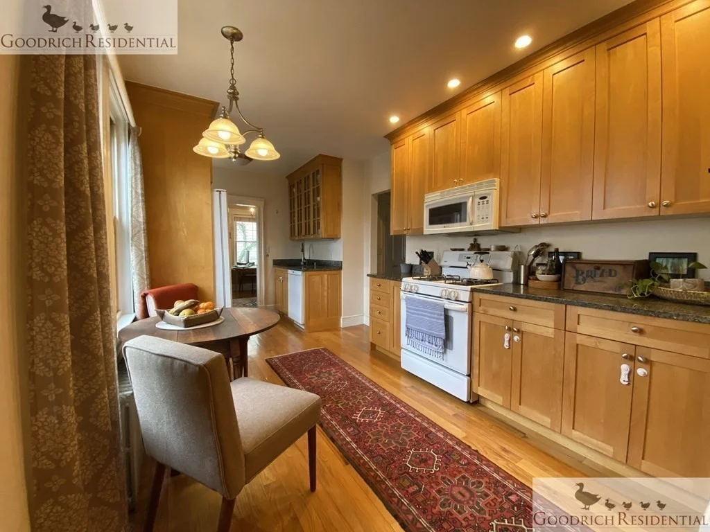 2 bed, 1 bath apartment for rent at 23 Goldsmith St Unit 1, Jamaica Plain — photo 7 of 17