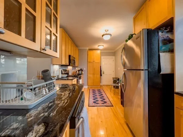 2 bed, 1 bath apartment for rent at 23 Goldsmith St Unit 3, Jamaica Plain — photo 8 of 30