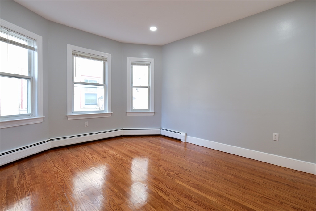 3 bed, 1 bath apartment for rent at 23 Granfield Unit 2, Roslindale — photo 6 of 17