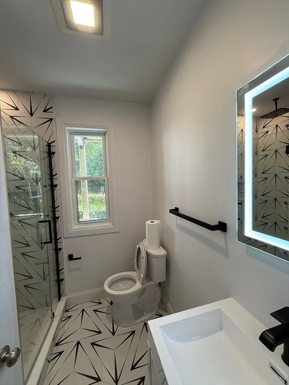 4 bed, 2 bath apartment for rent at 23 Granite Unit 2, Union Square — photo 6 of 11