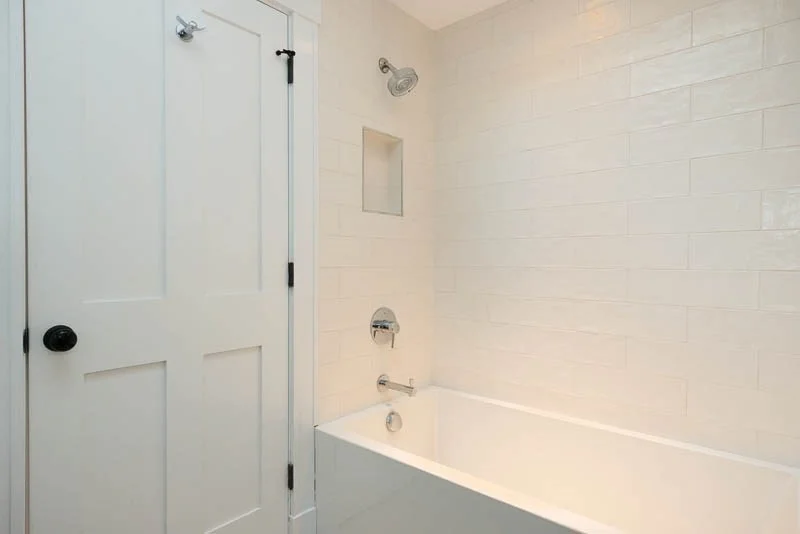 1 bed, 1 bath apartment for rent at 23 Grant Unit 3, Riverside — photo 13 of 14