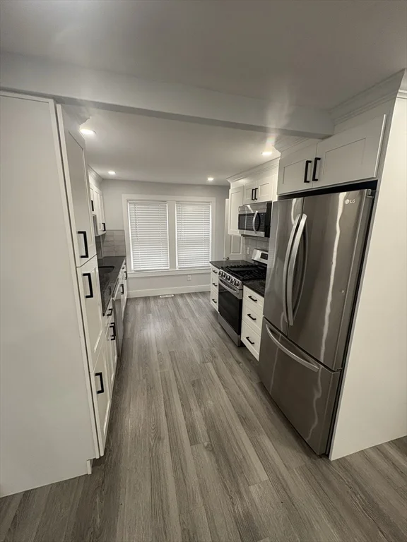 3 bed, 1 bath apartment for rent at 23 Griggs St Unit 1, Dracut — photo 5 of 18