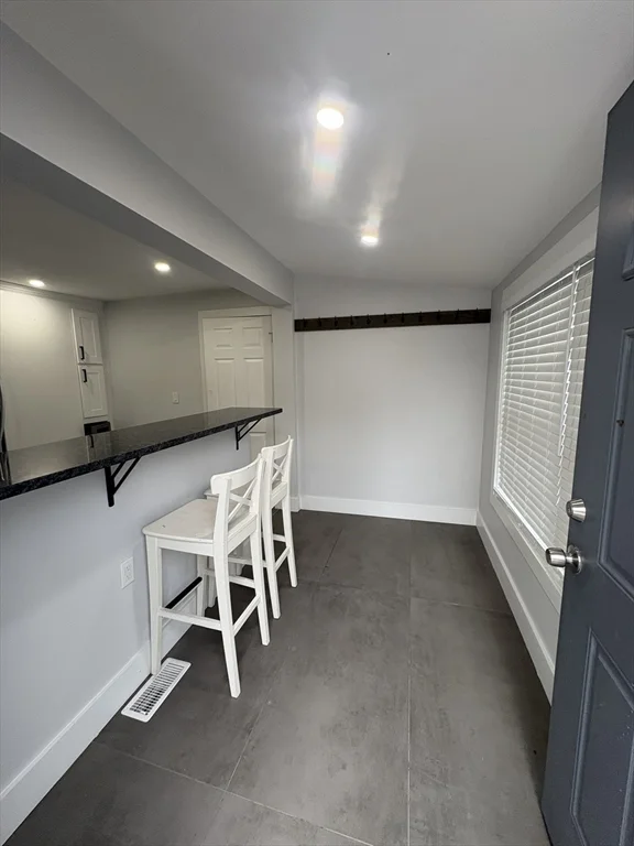 3 bed, 1 bath apartment for rent at 23 Griggs St Unit 1, Dracut — photo 14 of 18