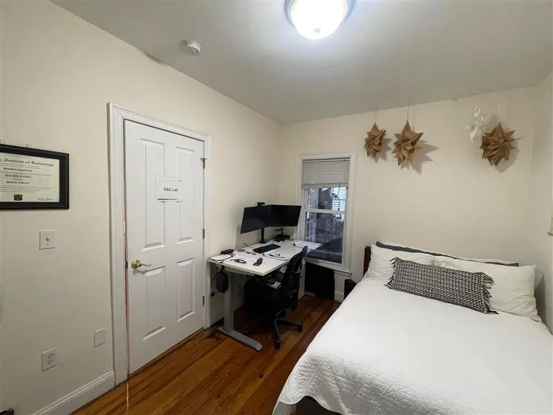 2 bed, 1 bath apartment for rent at 23 Hall St Unit 2, Powder House Square — photo 17 of 21