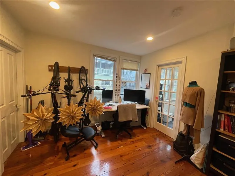 2 bed, 1 bath apartment for rent at 23 Hall St Unit 2, Powder House Square — photo 14 of 21