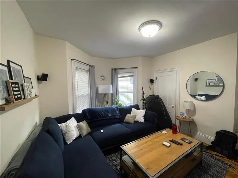2 bed, 1 bath apartment for rent at 23 Hall St Unit 2, Powder House Square — photo 7 of 21