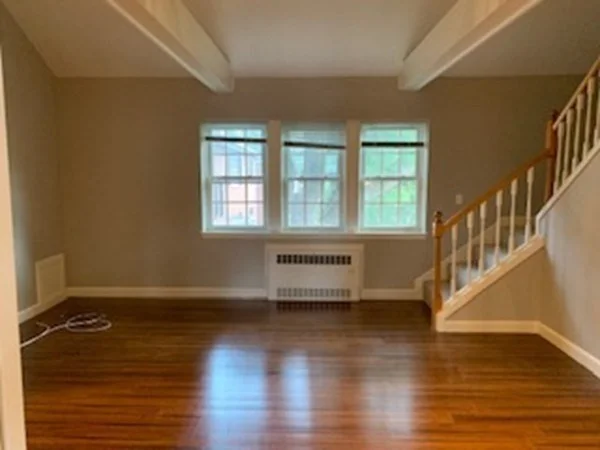 1 bed, 1 bath apartment for rent at 23 Hammond Pond Pkwa Unit 3, Chestnut Hill — photo 3 of 5