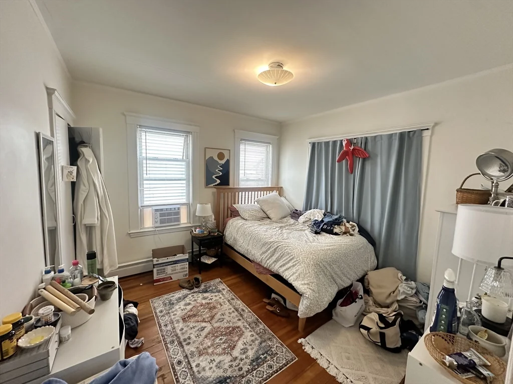 4 bed, 1 bath apartment for rent at 23 Harold St Unit 2, Union Square — photo 12 of 17