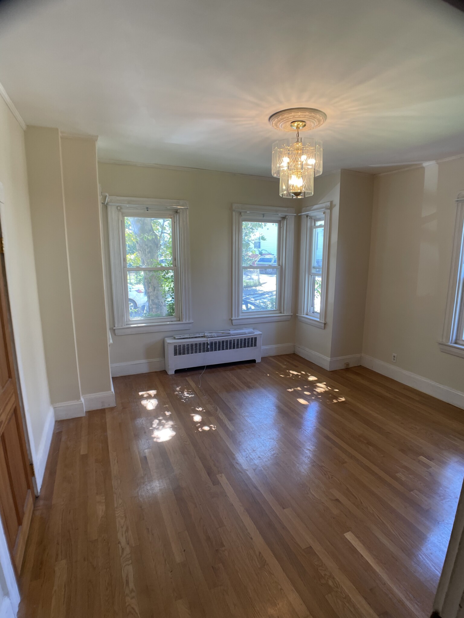 2 bed, 1 bath apartment for rent at 23 Harrison St Unit 1, Ward Two — photo 9 of 16