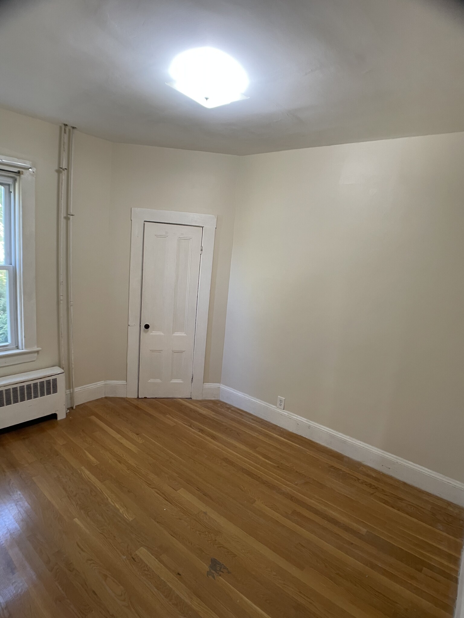 2 bed, 1 bath apartment for rent at 23 Harrison St Unit 1, Ward Two — photo 12 of 16